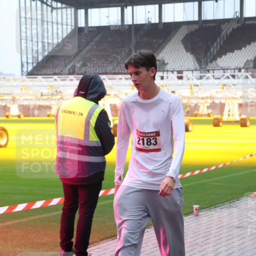 07.12.2025 - St. Pauli X-Mass-Run No. 15 Luisa Fischer http://msf.ph/oto/9385818 07.12.2025 11:37:04 Ziel 2183, 1588, 1590, 1753, 1792, 2004, 2102, 2183, 2310, 2405, 2517, 2907, 2917, 3610, 3612, 3614, 3653, 3826, 4628 meine-sportfotos.de