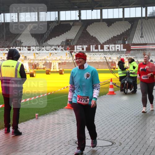 07.12.2025 - St. Pauli X-Mass-Run No. 15 Luisa Fischer http://msf.ph/oto/9385881 07.12.2025 11:37:48 Ziel 2279, 2686, 484, 544, 857, 991, 1154, 1156, 1280, 2022, 2102, 2153, 2279, 2517, 2686, 2810, 2917, 3916, 3931 meine-sportfotos.de