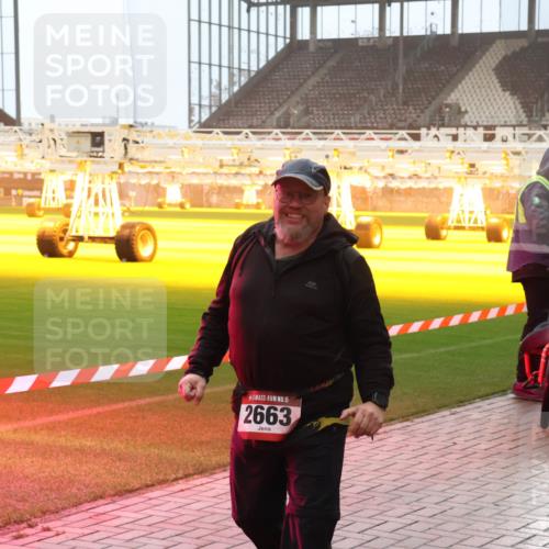 07.12.2025 - St. Pauli X-Mass-Run No. 15 Luisa Fischer http://msf.ph/oto/9385889 07.12.2025 10:18:41 Ziel 15, 2663, 243, 264, 269, 1607, 2049, 2663, 3520, 3606, 3608, 3804, 4227, 4540 meine-sportfotos.de