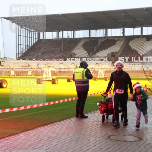 07.12.2025 - St. Pauli X-Mass-Run No. 15 Luisa Fischer http://msf.ph/oto/9386047 07.12.2025 10:19:17 Ziel 721, 243, 243, 264, 269, 721, 1034, 1607, 1671, 2152, 2631, 2925, 3455, 3520, 3724, 3862, 3975, 3976, 4330, 4331, 4436, 4437, 4438, 4473, 4475, 4498, 4521, 4522, 4524, 4540, 4547 meine-sportfotos.de