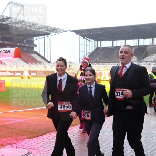07.12.2025 - St. Pauli X-Mass-Run No. 15 Luisa Fischer http://msf.ph/oto/9386108 07.12.2025 11:39:01 Ziel 5, 3065, 3066, 334, 453, 729, 1133, 1318, 1601, 1605, 1606, 2010, 2011, 2099, 2395, 2396, 2715, 2815, 2816, 3065, 3066, 3341, 3365, 3367, 3508, 3762, 3765, 4821, 4822 meine-sportfotos.de