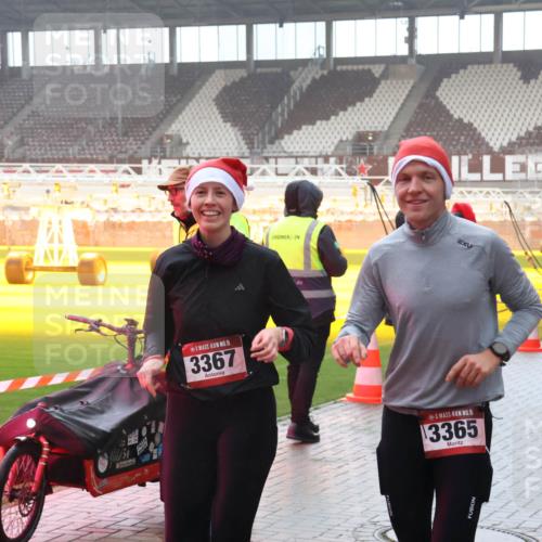 07.12.2025 - St. Pauli X-Mass-Run No. 15 Luisa Fischer http://msf.ph/oto/9386114 07.12.2025 11:39:05 Ziel 15, 3367, 2, 1606, 15, 3365, 453, 729, 1133, 1318, 1601, 1605, 1606, 2010, 2011, 2099, 2395, 2396, 2602, 2715, 2815, 2816, 3065, 3066, 3341, 3365, 3367, 3508, 3762, 3765, 4821, 4822 meine-sportfotos.de