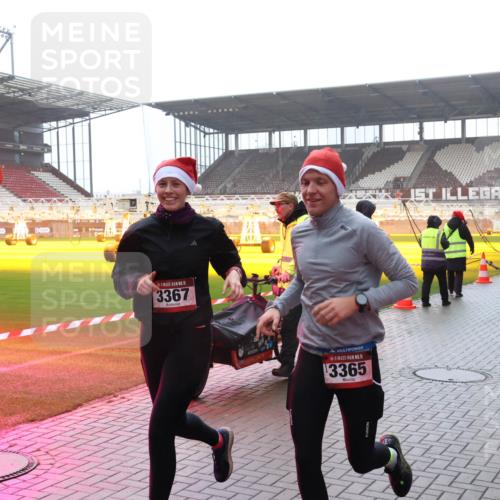 07.12.2025 - St. Pauli X-Mass-Run No. 15 Luisa Fischer http://msf.ph/oto/9386117 07.12.2025 11:39:05 Ziel 15, 3367, 15, 3365, 1606, 508, 453, 729, 1133, 1318, 1601, 1605, 1606, 2010, 2011, 2099, 2395, 2396, 2602, 2715, 2815, 2816, 3065, 3066, 3341, 3365, 3367, 3508, 3762, 3765, 4821, 4822 meine-sportfotos.de