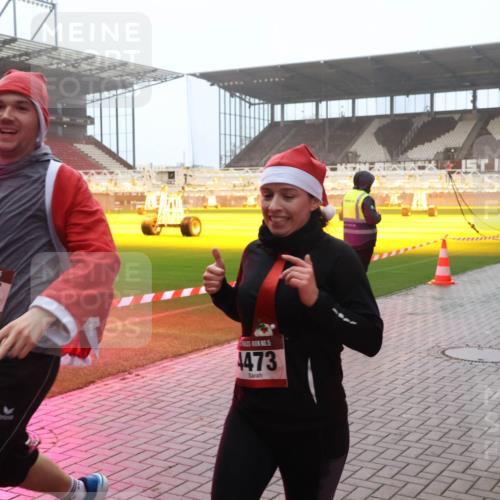 07.12.2025 - St. Pauli X-Mass-Run No. 15 Luisa Fischer http://msf.ph/oto/9386132 07.12.2025 10:19:24 Ziel 4475, 4473, 243, 264, 269, 721, 1034, 1607, 1671, 2152, 2631, 2925, 3455, 3724, 3862, 3975, 3976, 4330, 4331, 4436, 4437, 4438, 4466, 4473, 4475, 4498, 4521, 4522, 4524, 4547 meine-sportfotos.de