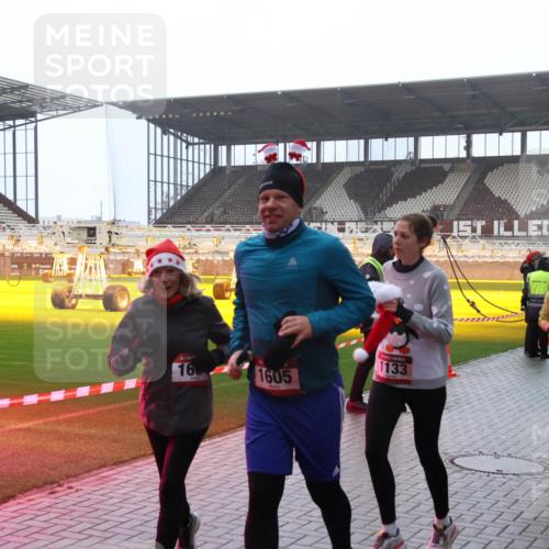 07.12.2025 - St. Pauli X-Mass-Run No. 15 Luisa Fischer http://msf.ph/oto/9386142 07.12.2025 11:39:13 Ziel 16, 1605, 1133, 453, 729, 1133, 1318, 1601, 1605, 1606, 1737, 2010, 2011, 2099, 2602, 2815, 2816, 3357, 3365, 3367, 3508, 4821, 4822 meine-sportfotos.de