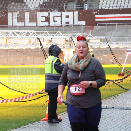 07.12.2025 - St. Pauli X-Mass-Run No. 15 Luisa Fischer http://msf.ph/oto/9386348 07.12.2025 11:40:20 Ziel 12, 336, 12, 533, 1168, 1169, 1533, 1838, 1843, 2031, 2561, 3362, 3593 meine-sportfotos.de