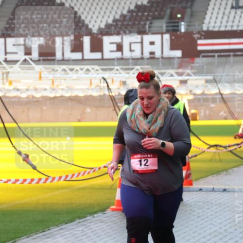 07.12.2025 - St. Pauli X-Mass-Run No. 15 Luisa Fischer http://msf.ph/oto/9386351 07.12.2025 11:40:21 Ziel 5, 12, 12, 533, 1168, 1169, 1533, 1838, 1843, 2031, 2561, 3362, 3593 meine-sportfotos.de