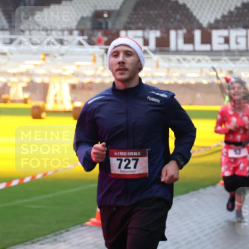 07.12.2025 - St. Pauli X-Mass-Run No. 15 Luisa Fischer http://msf.ph/oto/9386535 07.12.2025 11:41:06 Ziel 727, 52, 726, 727, 1061, 1277, 1756, 2144, 2199, 2292, 2294, 2416, 2417, 2425, 2713, 2865, 2947, 2976, 3259, 3554, 3592, 3619, 3824, 3825, 3850, 3912, 4608 meine-sportfotos.de
