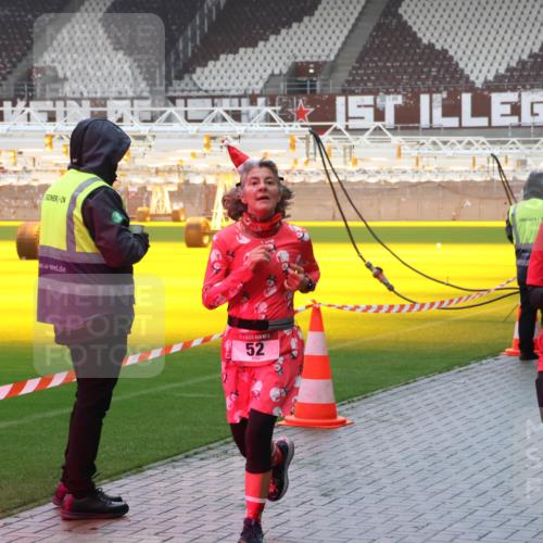 07.12.2025 - St. Pauli X-Mass-Run No. 15 Luisa Fischer http://msf.ph/oto/9386543 07.12.2025 11:41:08 Ziel 5, 52, 2865, 15, 726, 52, 726, 727, 1061, 1277, 1756, 2144, 2199, 2292, 2294, 2416, 2417, 2425, 2713, 2865, 2947, 2976, 3259, 3554, 3592, 3619, 3824, 3825, 3850, 3912, 4608 meine-sportfotos.de
