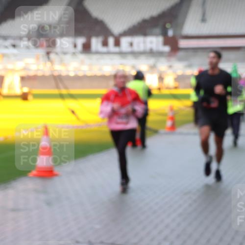 07.12.2025 - St. Pauli X-Mass-Run No. 15 Luisa Fischer http://msf.ph/oto/9386558 07.12.2025 11:41:10 Ziel 52, 726, 727, 1061, 1277, 1756, 2144, 2199, 2292, 2294, 2416, 2417, 2425, 2713, 2865, 2947, 2976, 3259, 3554, 3592, 3619, 3824, 3825, 3850, 3912, 4608 meine-sportfotos.de