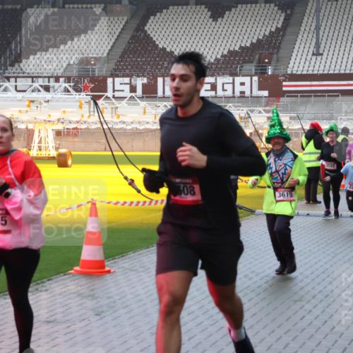 07.12.2025 - St. Pauli X-Mass-Run No. 15 Luisa Fischer http://msf.ph/oto/9386565 07.12.2025 11:41:12 Ziel 2865, 308, 3619, 3592, 2204, 2292, 52, 726, 727, 1061, 1277, 1756, 2144, 2199, 2292, 2294, 2416, 2417, 2425, 2708, 2710, 2713, 2865, 2947, 2976, 3259, 3554, 3592, 3619, 3824, 3825, 3850, 3880, 3885, 3912, 4608 meine-sportfotos.de