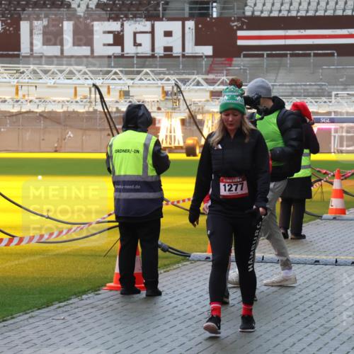 07.12.2025 - St. Pauli X-Mass-Run No. 15 Luisa Fischer http://msf.ph/oto/9386647 07.12.2025 11:41:24 Ziel 1277, 2708, 52, 726, 727, 1061, 1277, 2199, 2292, 2294, 2416, 2417, 2425, 2708, 2710, 2865, 2947, 2976, 3259, 3592, 3619, 3747, 3748, 3880, 3885, 3912, 4608 meine-sportfotos.de
