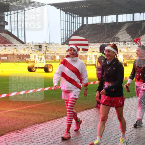 07.12.2025 - St. Pauli X-Mass-Run No. 15 Luisa Fischer http://msf.ph/oto/9386706 07.12.2025 10:21:14 Ziel 15, 1034, 392, 447, 452, 461, 478, 1016, 1076, 1466, 1898, 1900, 2187, 2799, 3473, 3832, 4116, 4490, 4517, 4523 meine-sportfotos.de