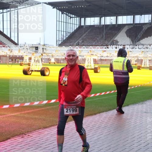 07.12.2025 - St. Pauli X-Mass-Run No. 15 Luisa Fischer http://msf.ph/oto/9386712 07.12.2025 11:41:35 Ziel 63, 15, 2199, 52, 726, 727, 1277, 2199, 2292, 2294, 2425, 2465, 2466, 2470, 2471, 2476, 2479, 2491, 2708, 2710, 2865, 2947, 2976, 3153, 3204, 3259, 3505, 3532, 3592, 3619, 3747, 3748, 3880, 3885, 3912, 4608 meine-sportfotos.de