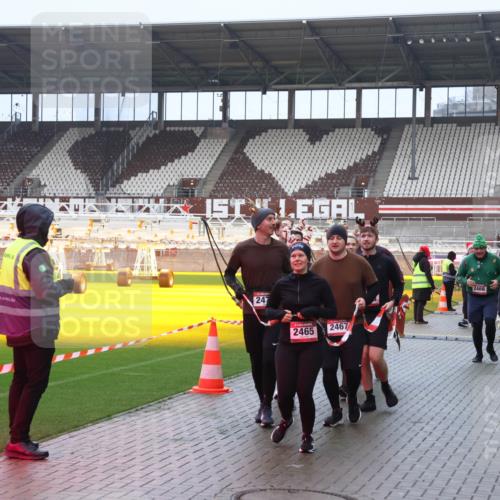 07.12.2025 - St. Pauli X-Mass-Run No. 15 Luisa Fischer http://msf.ph/oto/9386779 07.12.2025 11:42:06 Ziel 247, 2465, 2467, 2466, 222, 3748, 15, 1801, 2231, 2435, 2465, 2466, 2470, 2471, 2476, 2479, 2491, 3153, 3204, 3222, 3393, 3479, 3505, 3532, 3555, 3717, 3718, 3732, 3747, 3748, 3755, 3757, 3764, 3784, 3923 meine-sportfotos.de