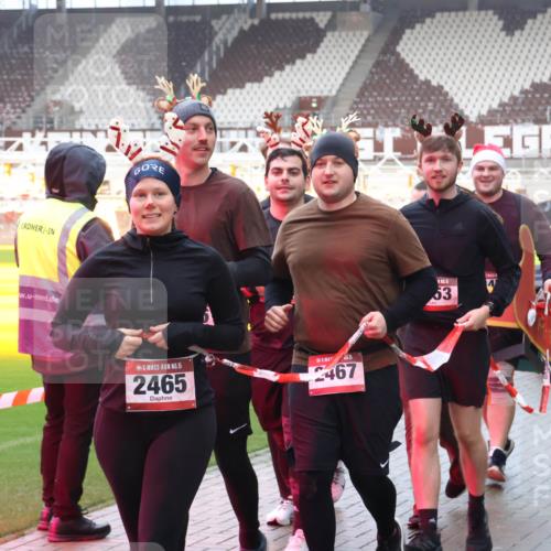 07.12.2025 - St. Pauli X-Mass-Run No. 15 Luisa Fischer http://msf.ph/oto/9386787 07.12.2025 11:42:08 Ziel 15, 2465, 2467, 15, 53, 15, 1801, 2231, 2435, 2465, 2466, 2470, 2471, 2476, 2479, 2491, 3153, 3204, 3222, 3393, 3479, 3505, 3532, 3555, 3717, 3718, 3732, 3755, 3757, 3764, 3784, 3922, 3923 meine-sportfotos.de