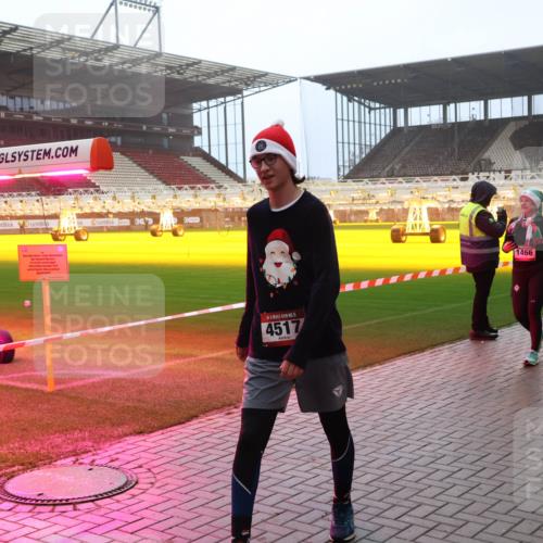 07.12.2025 - St. Pauli X-Mass-Run No. 15 Luisa Fischer http://msf.ph/oto/9386795 07.12.2025 10:21:31 Ziel 4, 15, 4517, 1466, 3984, 392, 1016, 1076, 1326, 1386, 1407, 1466, 1898, 1900, 2173, 2565, 2799, 3062, 3384, 3540, 3541, 3848, 3849, 3984, 4117, 4338, 4517 meine-sportfotos.de