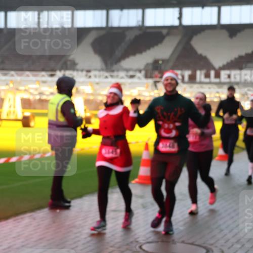 07.12.2025 - St. Pauli X-Mass-Run No. 15 Luisa Fischer http://msf.ph/oto/9386982 07.12.2025 10:21:45 Ziel 3148, 149, 270, 1326, 1386, 1407, 1898, 1900, 2173, 2565, 2799, 2927, 2997, 3062, 3091, 3384, 3540, 3541, 3848, 3849, 3984, 3988, 4117, 4158, 4169, 4170, 4338 meine-sportfotos.de