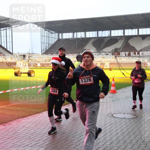 07.12.2025 - St. Pauli X-Mass-Run No. 15 Luisa Fischer http://msf.ph/oto/9386995 07.12.2025 10:21:48 Ziel 3384, 1326, 3540, 309, 149, 270, 1326, 1386, 1407, 1898, 1900, 2173, 2565, 2927, 2997, 3062, 3091, 3384, 3540, 3541, 3848, 3849, 3984, 3988, 4117, 4158, 4169, 4170, 4338 meine-sportfotos.de