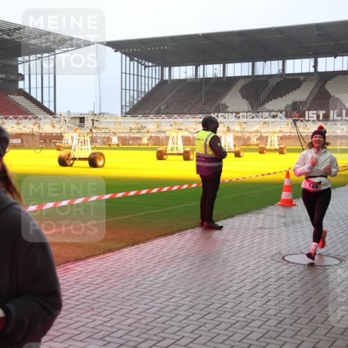 07.12.2025 - St. Pauli X-Mass-Run No. 15 Luisa Fischer http://msf.ph/oto/9387012 07.12.2025 10:21:51 Ziel 149, 270, 149, 270, 1326, 1386, 1407, 1898, 1900, 2173, 2565, 2927, 2997, 3062, 3091, 3384, 3540, 3541, 3848, 3849, 3984, 3988, 4117, 4158, 4169, 4170, 4338 meine-sportfotos.de