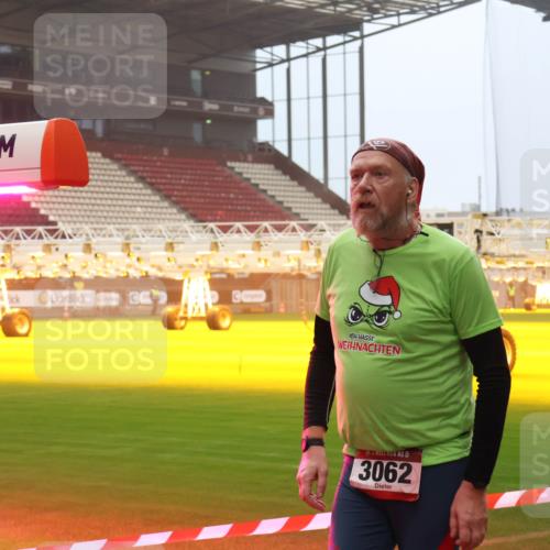 07.12.2025 - St. Pauli X-Mass-Run No. 15 Luisa Fischer http://msf.ph/oto/9387170 07.12.2025 10:22:08 Ziel 15, 3062, 149, 270, 1326, 1488, 2173, 2927, 2944, 2945, 2997, 3062, 3091, 3384, 3540, 3541, 3848, 3849, 3988, 4117, 4158, 4169, 4170, 4321, 4322, 4323, 4415 meine-sportfotos.de