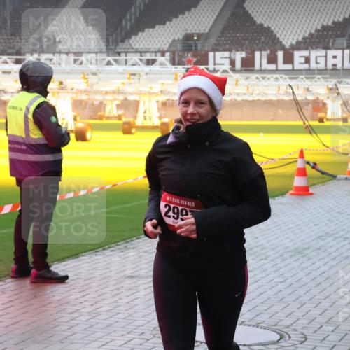 07.12.2025 - St. Pauli X-Mass-Run No. 15 Luisa Fischer http://msf.ph/oto/9387203 07.12.2025 10:22:13 Ziel 15, 299, 149, 270, 1326, 1488, 2927, 2944, 2945, 2997, 3062, 3091, 3384, 3540, 3541, 3848, 3988, 3999, 4000, 4117, 4158, 4169, 4170, 4321, 4322, 4323, 4415 meine-sportfotos.de