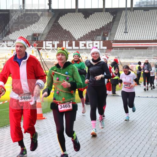 07.12.2025 - St. Pauli X-Mass-Run No. 15 Luisa Fischer http://msf.ph/oto/9387213 07.12.2025 11:44:16 Ziel 167, 3466, 3465, 1, 0, 3453, 3884, 1950, 71, 364, 999, 1713, 1949, 1950, 2084, 2116, 2206, 2208, 2434, 2441, 2586, 2600, 2971, 3403, 3404, 3423, 3434, 3447, 3453, 3465, 3466, 3467, 3654, 3733, 3735, 3769, 3882, 3884, 3917, 3919, 3927, 3928, 3929, 4603 meine-sportfotos.de