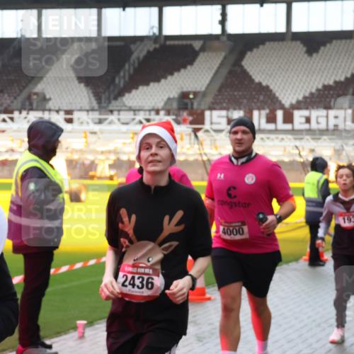 07.12.2025 - St. Pauli X-Mass-Run No. 15 Luisa Fischer http://msf.ph/oto/9387288 07.12.2025 11:44:42 Ziel 2436, 1933, 4000, 365, 999, 1933, 1949, 1950, 1965, 2116, 2181, 2424, 2434, 2436, 2441, 2586, 2600, 3043, 3086, 3168, 3403, 3404, 3453, 3465, 3466, 3467, 3733, 3735, 3769, 3829, 3830, 3831, 3845, 3882, 3884, 3919, 3927, 3928, 3929, 3930, 4003 meine-sportfotos.de