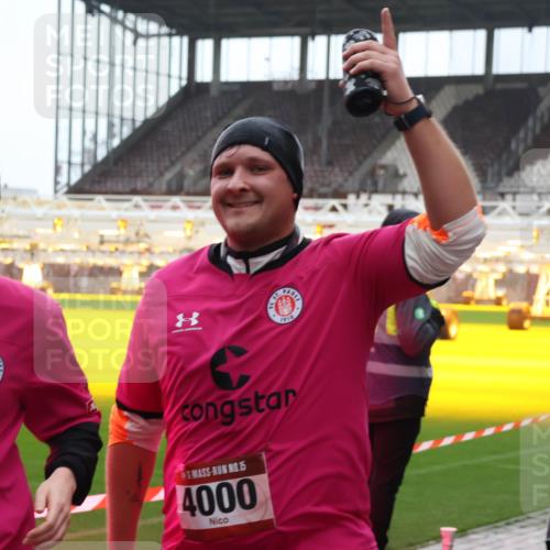 07.12.2025 - St. Pauli X-Mass-Run No. 15 Luisa Fischer http://msf.ph/oto/9387303 07.12.2025 11:44:44 Ziel 5, 3999, 7, 1919, 1910, 15, 4000, 365, 999, 1933, 1949, 1950, 1965, 1968, 1972, 2116, 2181, 2424, 2434, 2436, 2441, 2586, 2600, 3043, 3086, 3168, 3403, 3404, 3453, 3733, 3735, 3829, 3830, 3831, 3845, 3882, 3884, 3919, 3927, 3928, 3929, 3930, 4003 meine-sportfotos.de