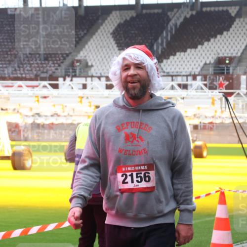 07.12.2025 - St. Pauli X-Mass-Run No. 15 Luisa Fischer http://msf.ph/oto/9387381 07.12.2025 11:45:35 Ziel 15, 2156, 228, 291, 1281, 1938, 2122, 2156, 2246, 2263, 2372, 2624, 2644, 2844, 3485, 3489, 3492, 3529, 3530, 3552, 3553, 3573, 3575, 3578, 3605, 3624, 3630, 3774, 3920, 3921, 4103 meine-sportfotos.de