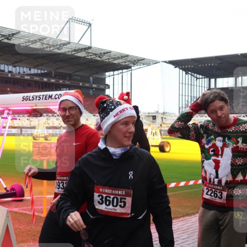 07.12.2025 - St. Pauli X-Mass-Run No. 15 Luisa Fischer http://msf.ph/oto/9387402 07.12.2025 11:45:55 Ziel 634, 15, 193, 15, 3605, 15, 2263, 2246, 228, 291, 355, 526, 569, 572, 1324, 1541, 2372, 2382, 2385, 2624, 2844, 3028, 3378, 3379, 3485, 3489, 3492, 3529, 3530, 3573, 3575, 3578, 3774, 3920, 3921, 3963, 4058, 4060, 4112 meine-sportfotos.de