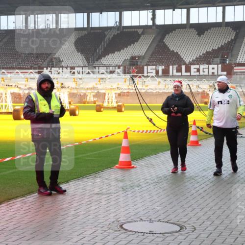 07.12.2025 - St. Pauli X-Mass-Run No. 15 Luisa Fischer http://msf.ph/oto/9387432 07.12.2025 10:22:48 Ziel 670, 2184, 4774, 715, 739, 1371, 1488, 1636, 2184, 2817, 2818, 2819, 2945, 3431, 3736, 3999, 4000, 4321, 4322, 4323, 4415, 4771, 4774, 4781 meine-sportfotos.de