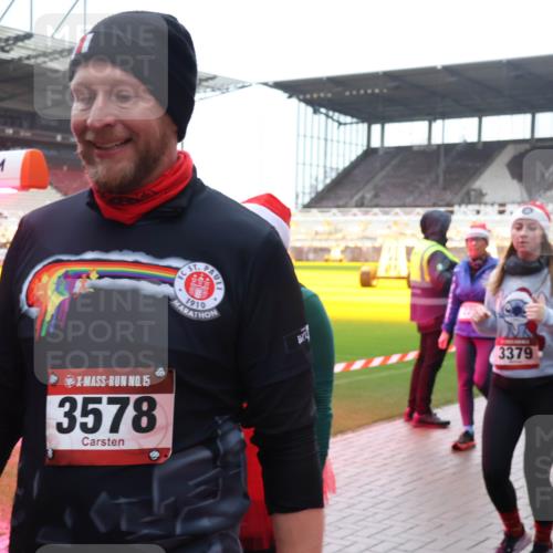 07.12.2025 - St. Pauli X-Mass-Run No. 15 Luisa Fischer http://msf.ph/oto/9387487 07.12.2025 11:46:14 Ziel 15, 3578, 1910, 3379, 337, 143, 147, 188, 355, 356, 526, 569, 572, 733, 1324, 1541, 2097, 2137, 2372, 2382, 2385, 3028, 3378, 3379, 3573, 3774, 3963, 4058, 4060, 4112 meine-sportfotos.de