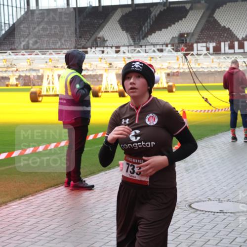 07.12.2025 - St. Pauli X-Mass-Run No. 15 Luisa Fischer http://msf.ph/oto/9387545 07.12.2025 11:46:25 Ziel 1910, 15, 733, 1, 1541, 143, 147, 188, 355, 356, 526, 569, 572, 733, 949, 954, 1058, 1073, 1324, 1433, 1454, 1541, 2097, 2137, 2382, 2385, 2437, 2935, 2941, 3028, 3378, 3379, 3523, 3524, 3620, 3963, 4058, 4060, 4112 meine-sportfotos.de