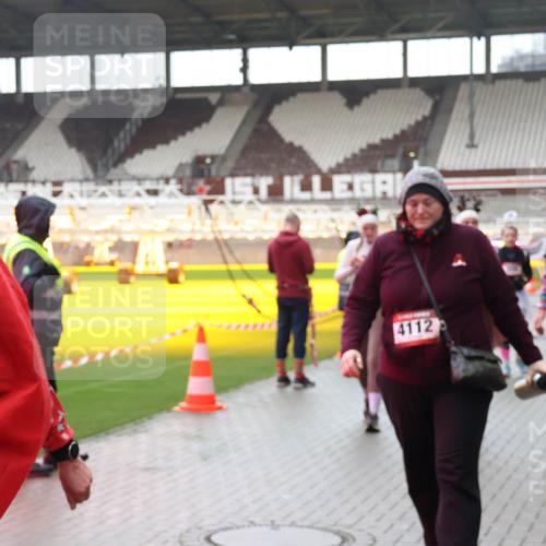 07.12.2025 - St. Pauli X-Mass-Run No. 15 Luisa Fischer http://msf.ph/oto/9387560 07.12.2025 11:46:32 Ziel 4112, 143, 147, 188, 355, 356, 526, 733, 949, 954, 1058, 1073, 1433, 1454, 1541, 2097, 2137, 2437, 2716, 2935, 2941, 3028, 3523, 3524, 3620 meine-sportfotos.de