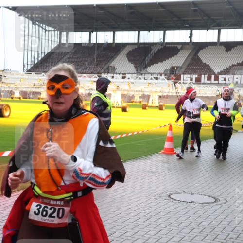 07.12.2025 - St. Pauli X-Mass-Run No. 15 Luisa Fischer http://msf.ph/oto/9387597 07.12.2025 11:46:43 Ziel 25, 15, 3620, 1, 1073, 1058, 3523, 143, 147, 188, 356, 733, 949, 954, 1058, 1073, 1433, 1454, 2097, 2108, 2109, 2111, 2137, 2437, 2716, 2935, 2941, 3523, 3524, 3620, 3960 meine-sportfotos.de