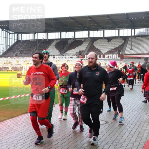 07.12.2025 - St. Pauli X-Mass-Run No. 15 Luisa Fischer http://msf.ph/oto/9387685 07.12.2025 11:47:22 Ziel 371, 640, 244, 346, 2347, 346, 353, 371, 530, 567, 570, 609, 614, 640, 642, 645, 647, 649, 898, 900, 901, 903, 978, 987, 992, 1276, 1881, 1882, 2047, 2108, 2109, 2111, 2114, 2179, 2180, 2182, 2222, 2347, 2442, 2446, 2568, 2798, 2928, 3010, 3210, 3215, 3216, 3420, 3525, 3641, 3777, 3924, 3925, 3948, 3949, 3960, 3961, 5004 meine-sportfotos.de