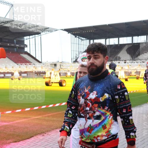07.12.2025 - St. Pauli X-Mass-Run No. 15 Luisa Fischer http://msf.ph/oto/9387969 07.12.2025 11:48:53 Ziel 15, 207, 616, 724, 732, 796, 990, 1471, 1474, 1597, 1613, 1891, 1911, 1926, 1927, 1967, 2008, 2075, 2148, 2432, 2717, 2718, 3023, 3312, 3388, 3504, 3528, 3542, 3545, 3547, 3602, 3635, 3638, 3646, 3657, 3926, 4134, 4423, 4424, 4426, 4477, 4480 meine-sportfotos.de