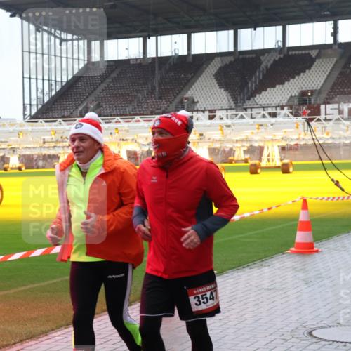 07.12.2025 - St. Pauli X-Mass-Run No. 15 Luisa Fischer http://msf.ph/oto/9387983 07.12.2025 11:48:57 Ziel 4, 3547, 990, 207, 616, 732, 990, 1613, 1891, 1911, 1926, 1927, 1966, 1967, 2008, 2075, 2148, 2432, 2717, 2718, 3023, 3388, 3504, 3528, 3542, 3545, 3547, 3602, 3635, 3638, 3646, 3657, 3926, 4134, 4423, 4424, 4426, 4477, 4480 meine-sportfotos.de