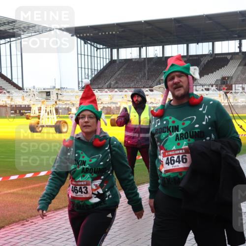 07.12.2025 - St. Pauli X-Mass-Run No. 15 Luisa Fischer http://msf.ph/oto/9388171 07.12.2025 11:50:28 Ziel 15, 4643, 15, 4646, 1890, 2118, 2203, 2210, 2444, 2445, 2784, 2785, 2793, 2848, 2853, 2872, 2877, 2911, 3180, 3183, 3562, 3563, 3566, 3568, 3572, 3660, 3697, 3778, 3914, 3915, 4184, 4428 meine-sportfotos.de