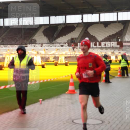 07.12.2025 - St. Pauli X-Mass-Run No. 15 Luisa Fischer http://msf.ph/oto/9388239 07.12.2025 11:50:56 Ziel 196, 206, 1599, 1602, 1890, 2118, 2203, 2210, 2784, 2785, 2793, 2848, 2872, 2877, 3639, 3697, 3913, 3958, 4184, 4428 meine-sportfotos.de