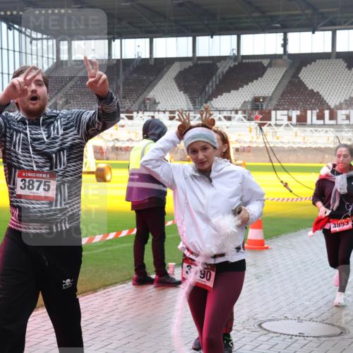 07.12.2025 - St. Pauli X-Mass-Run No. 15 Luisa Fischer http://msf.ph/oto/9388380 07.12.2025 11:52:25 Ziel 15, 3875, 3, 90, 1, 3853, 379, 627, 644, 648, 650, 1916, 2025, 2027, 2121, 3276, 3280, 3445, 3583, 3648, 3650, 3659, 3790, 3794, 3795, 3853, 3865, 3875, 4602, 4610 meine-sportfotos.de