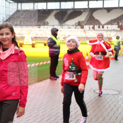 07.12.2025 - St. Pauli X-Mass-Run No. 15 Luisa Fischer http://msf.ph/oto/9388599 07.12.2025 11:54:53 Ziel 2759, 3446, 333, 1331, 1784, 2229, 2625, 2626, 2629, 2759, 2775, 2778, 2782, 2783, 2963, 2970, 3031, 3247, 3418, 3446, 3989 meine-sportfotos.de