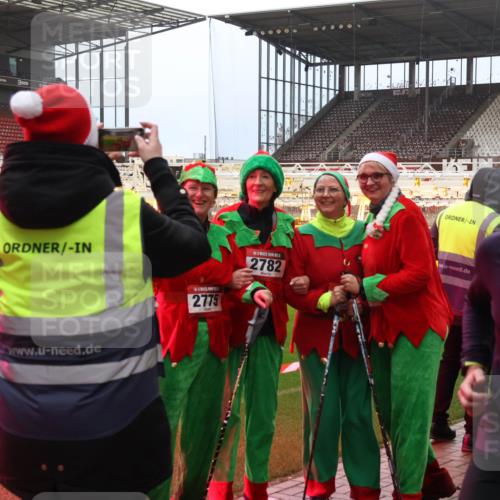 07.12.2025 - St. Pauli X-Mass-Run No. 15 Luisa Fischer http://msf.ph/oto/9388645 07.12.2025 11:55:36 Ziel 2775, 2782, 1720, 1448, 1657, 1720, 1835, 2671, 3611, 3991 meine-sportfotos.de