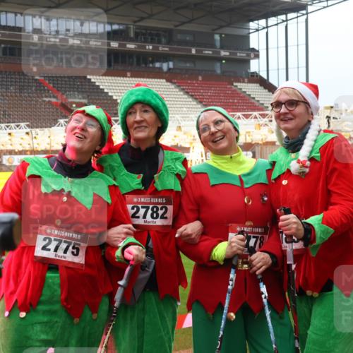 07.12.2025 - St. Pauli X-Mass-Run No. 15 Luisa Fischer http://msf.ph/oto/9388649 07.12.2025 11:55:42 Ziel 15, 2775, 15, 2782, 5, 1131, 1132, 1448, 1535, 1657, 1720, 1835, 2671, 3611, 3991 meine-sportfotos.de