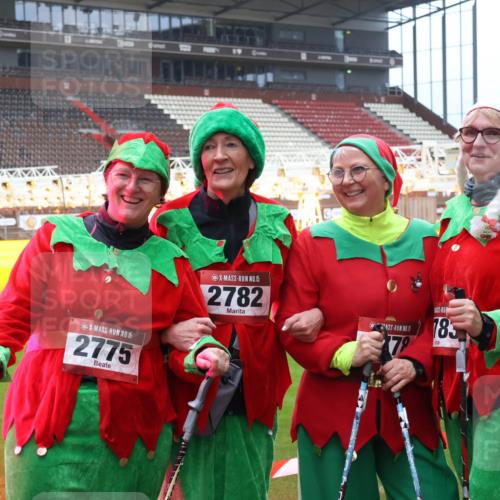 07.12.2025 - St. Pauli X-Mass-Run No. 15 Luisa Fischer http://msf.ph/oto/9388654 07.12.2025 11:55:43 Ziel 15, 2775, 15, 2782, 5, 183, 1131, 1132, 1448, 1535, 1657, 1720, 1835, 2671, 3611, 3991, 4785 meine-sportfotos.de
