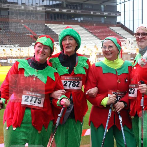 07.12.2025 - St. Pauli X-Mass-Run No. 15 Luisa Fischer http://msf.ph/oto/9388658 07.12.2025 11:55:44 Ziel 15, 2775, 15, 2782, 5, 15, 83, 1131, 1132, 1448, 1535, 1657, 1720, 1835, 2671, 3611, 3991, 4013, 4785 meine-sportfotos.de