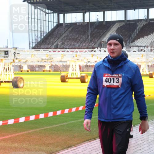 07.12.2025 - St. Pauli X-Mass-Run No. 15 Luisa Fischer http://msf.ph/oto/9388704 07.12.2025 11:56:24 Ziel 15, 4013, 294, 299, 1030, 1042, 1131, 1132, 1144, 1535, 2077, 2094, 2455, 3499, 3502, 3802, 4013, 4785 meine-sportfotos.de