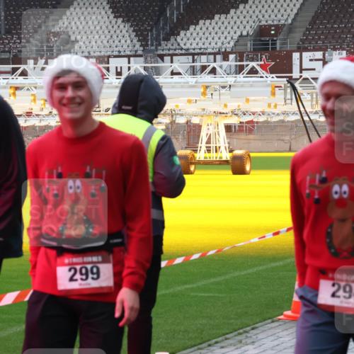 07.12.2025 - St. Pauli X-Mass-Run No. 15 Luisa Fischer http://msf.ph/oto/9388706 07.12.2025 11:56:34 Ziel 3502, 0, 299, 294, 294, 299, 1030, 1042, 1088, 1144, 2077, 2094, 2455, 3496, 3498, 3499, 3502, 3511, 3802, 3900 meine-sportfotos.de