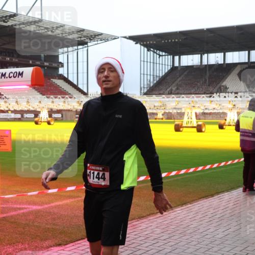 07.12.2025 - St. Pauli X-Mass-Run No. 15 Luisa Fischer http://msf.ph/oto/9388757 07.12.2025 11:57:03 Ziel 1144, 1030, 1088, 1144, 2596, 2598, 2599, 2824, 2825, 2826, 2929, 2932, 3007, 3433, 3459, 3496, 3498, 3499, 3511, 3842, 3843, 3844, 3900, 4172, 4174 meine-sportfotos.de